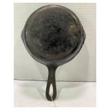 WAGNERWARE #3 1053 B CAST IRON SKILLET - 6"