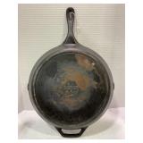 LODGE CAST IRON SKILLET 12SK - 13"