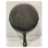 #8 CAST IRON CHICKEN FRYER WITH LID - MADE IN THE