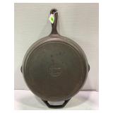 LODGE 12" 10SK CAST IRON SKILLET