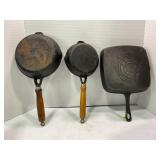 LOT OF 3 CAST IRON SKILLETS AND SQUARE PAN - 6", 7