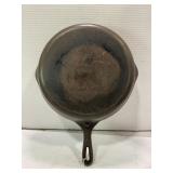 UNMARKED #10 CAST IRON SKILLET - 11 3/4"