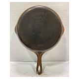 WAGNER WARE #7 1057H CAST IRON SKILLET - 9"
