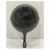 WAGNER WARE CHEF CAST IRON SKILLET WITH THUMB