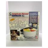 AMERICAN HARVEST FOOD DEHYDRATOR IN ORIGINAL BOX