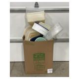 LARGE LOT OF FOOD STORAGE CONTAINERS