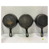LOT OF 3 CAST IRON SKILLETS - GRISWOLD 709E AND 2