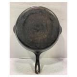 GRISWOLD #8 704 CAST IRON SKILLET - 10"