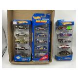 (3)  5 CAR HOT WHEELS GIFT PACKS