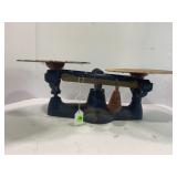 PENN SCALE CAST IRON BALANCE SCALE