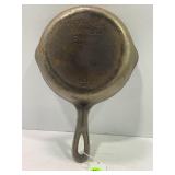 WAGNER WARE #3 CAST IRON SKILLET - 1053A