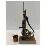 ERTL 1/7 POWER HOUSE FARM SERIES ANTIQUE PUMP JACK