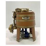 ERTL 1/16 DIE CAST METAL MAYTAG MULTI-MOTOR WASHER