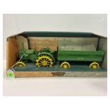 ERTL 1/16 JOHN DEERE STANDARD 1931 "GP" TRACTOR W/