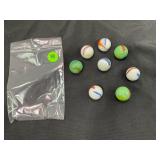 LOT OF 8 SWIRL GLASS SHOOTER MARBLES - 1"