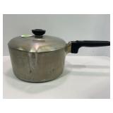 WAGNER WARE MAGNALITE 3 QT SAUCEPAN WITH LID