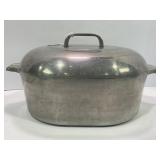 WAGNER WARE MAGNALITE 4265P 8 QT ROASTER WITH