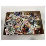 LARGE LOT OF NFL SPORTS CARDS - PEYTON MANNING &