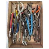 LARGE LOT OF ASSORTED PLIERS