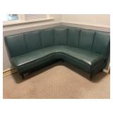 CORNER KITCHEN BENCH SEAT - 58" X 62"