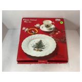 NIKKO HAPPY HOLIDAYS 12 PC SET - 4 EACH DINNER