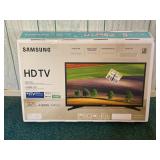 SAMSUNG 32" HD FLAT SCREEN TV IN ORIGINAL BOX -
