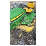 John Deere X350 Riding Lawn mower