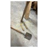 Garden hoe, and military shovel