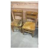 Set of two kids wooden chairs