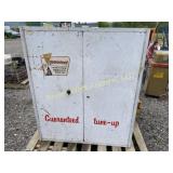 Wall shop cabinet