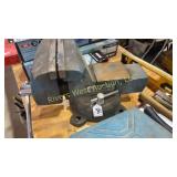8ï¿½ Wilton jaw vice