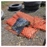 Assorted safety fence