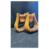 Pair of stirrups