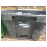 100 Gal. Rubbermaid stock tank