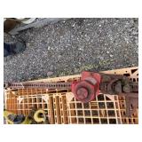 Hilift jack and 6 ton bottle jack