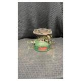 Coleman single burner stove.