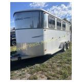 2001 Classic Monarch Bumper pull horse trailer