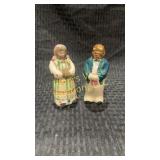 Antique Salt and pepper shaker 'mammies'?