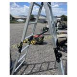 8'-12' Adjustable combination ladder