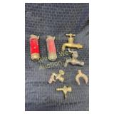 Assortment of brass collectables