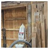 Cherry wood planks 10 ea. 7-8 ft 1x6-8 inches, 10