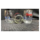 Approx 53 Hamm's 6 ounce drinking glasses.
