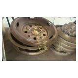 Assortment of simulator hubcaps