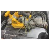 Dewalt DW433 3' x 21' belt sander with manual