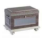 The Aristocrat Life Chest NIB