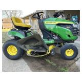 John Deere S100 Riding Mower 11 Hours