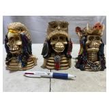 Skull Figurines