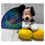 Mickey Mouse & Trivial Pursuit Set