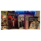 Graphic Novels & Comics