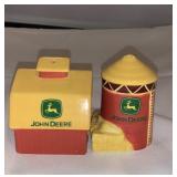 John Deere Sslt & Pepper Shaker
